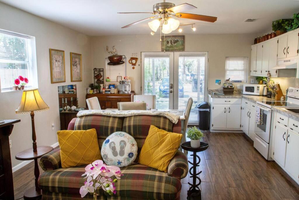 Beach Barn - 5Min To Pcola Beach กัลฟ์บรีซ ภายนอก รูปภาพ